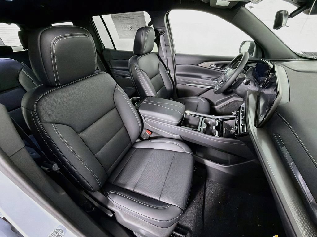 2027 Chevrolet Traverse LT - Photo 29