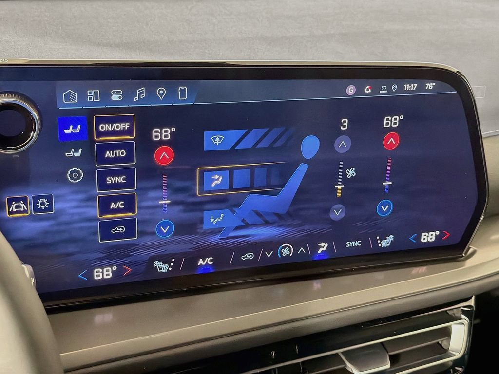 2027 Chevrolet Traverse LT - Photo 16