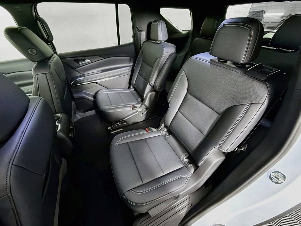 2027 Chevrolet Traverse LT - Photo 24
