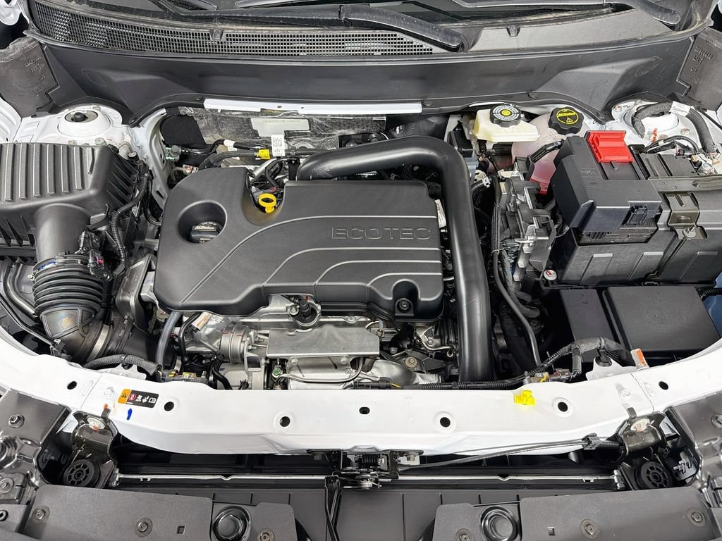 2027 Chevrolet Equinox LT - Photo 29