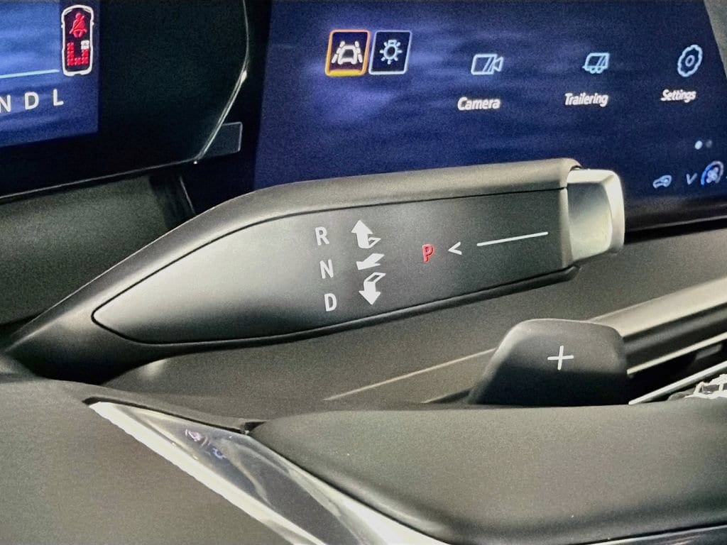 2027 Chevrolet Traverse LT - Photo 17