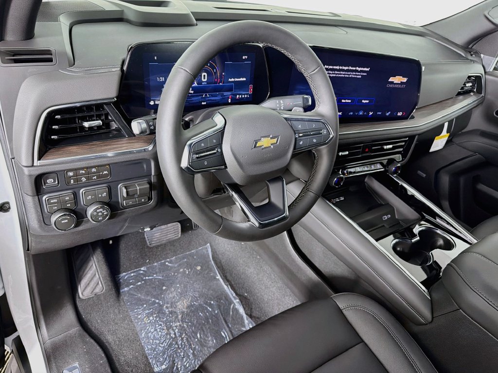 2027 Chevrolet Suburban LT - Photo 9