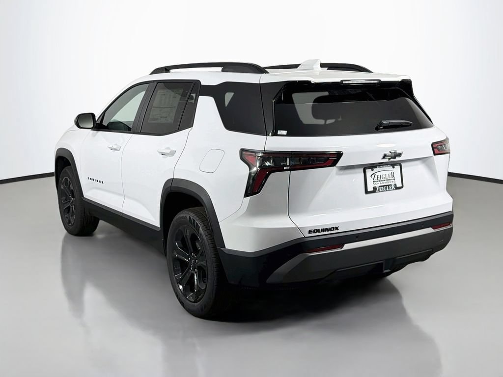 2027 Chevrolet Equinox LT - Photo 5