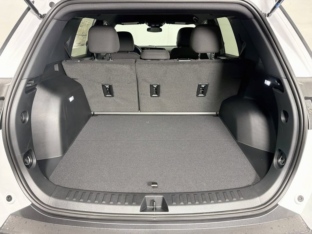 2027 Chevrolet Equinox LT - Photo 25