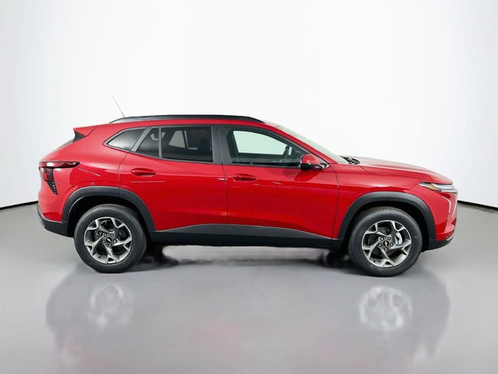 New 2026 Chevrolet Trax LT SUV