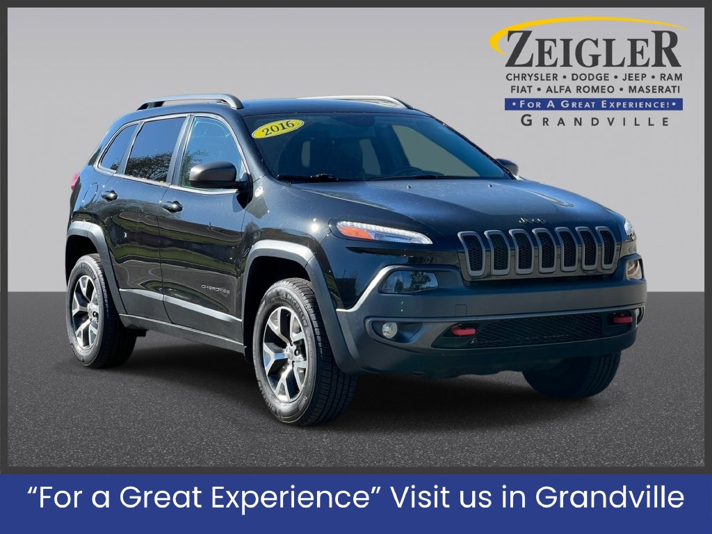 Used 2016 Jeep Cherokee Trailhawk SUV