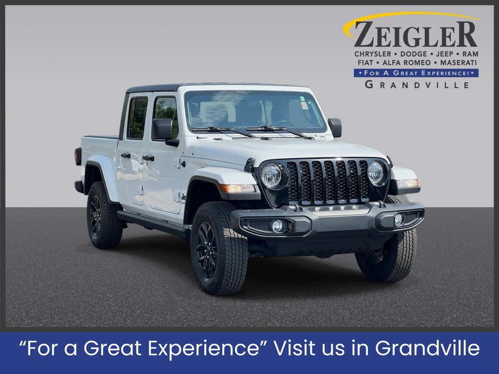 Certified 2022 Jeep Gladiator Sport Truck Crew Cab