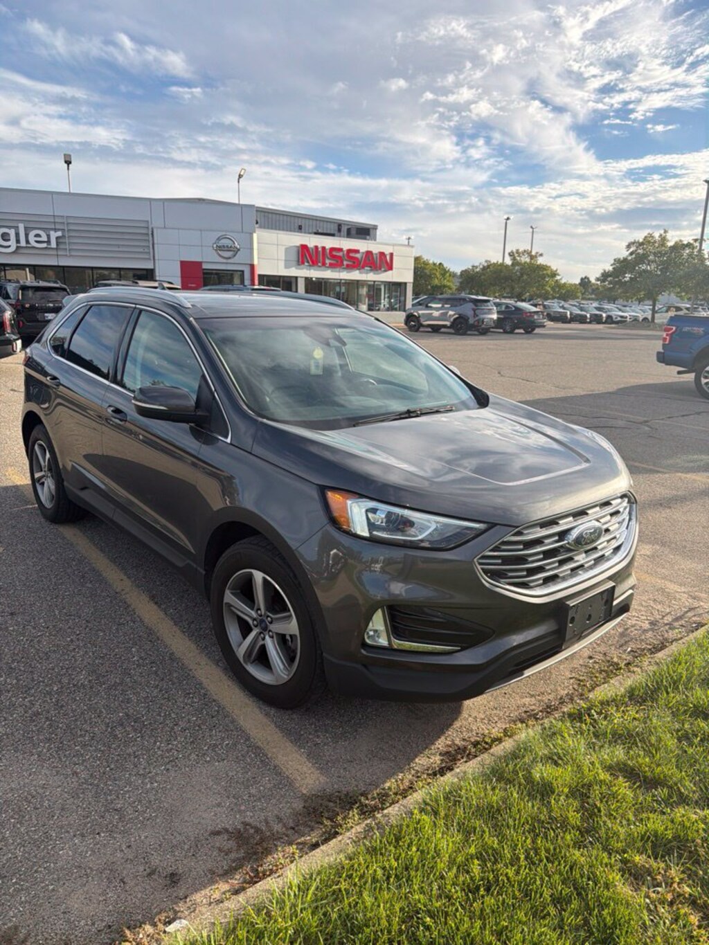 Used 2019 Ford Edge SEL SUV