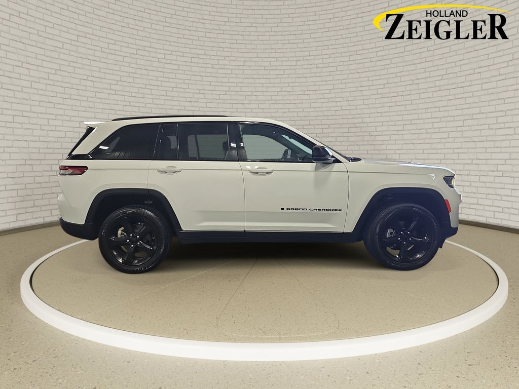 Used 2023 Jeep Grand Cherokee Altitude X SUV