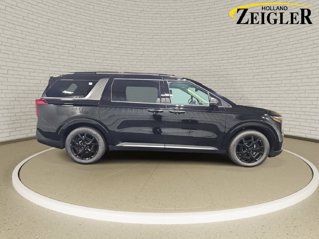 New 2027 Kia Carnival Hybrid SX Van Passenger Van