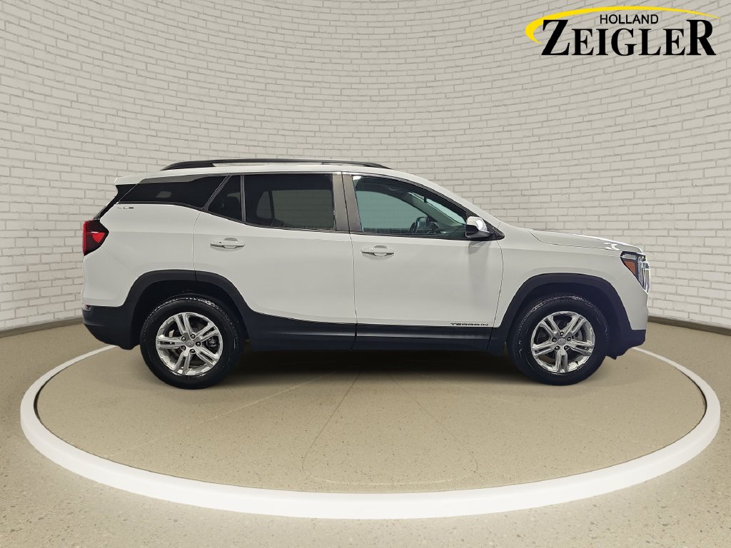 Used 2023 GMC Terrain SLE SUV