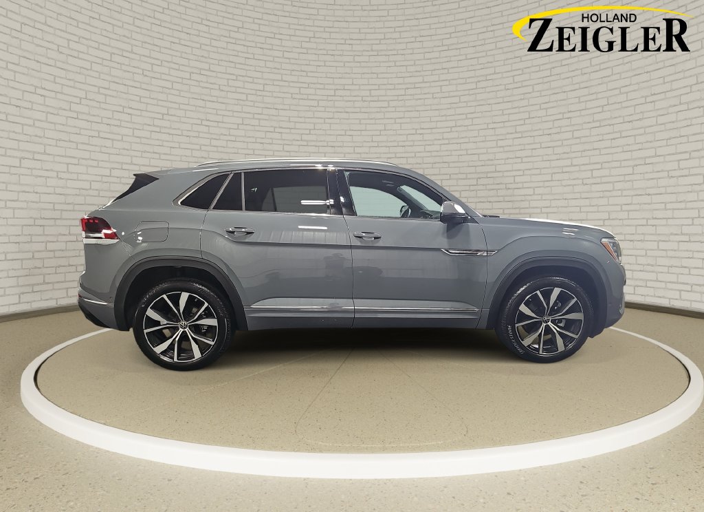 Used 2026 Volkswagen Atlas Cross Sport SEL Premium R-Line SUV
