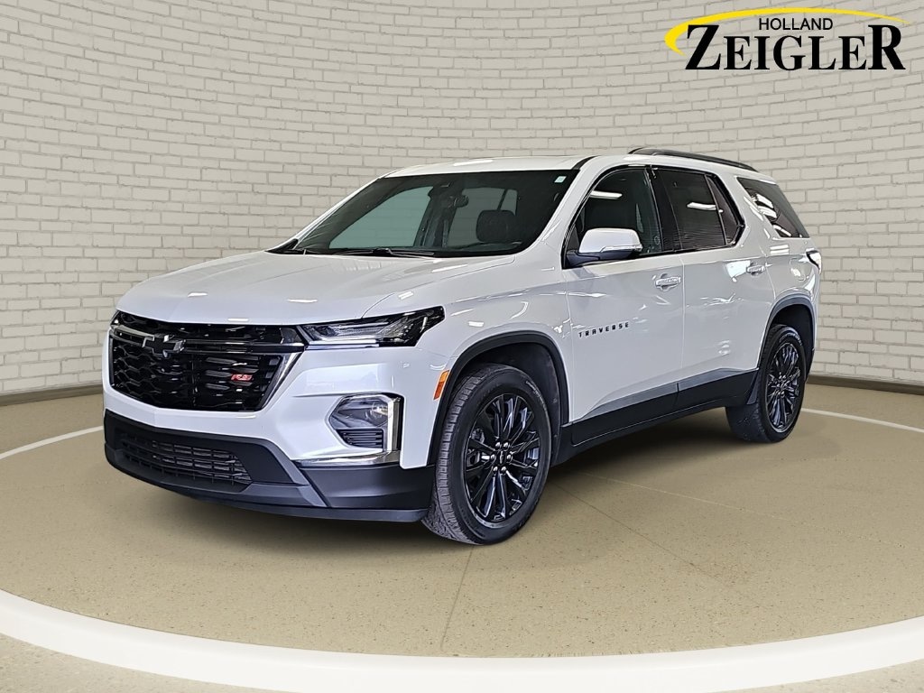 Used 2023 Chevrolet Traverse RS SUV