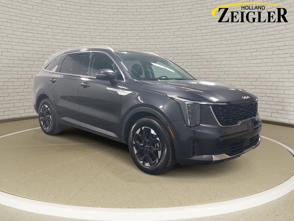 Certified 2025 Kia Sorento S SUV