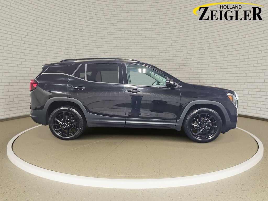 Used 2023 GMC Terrain SLT SUV