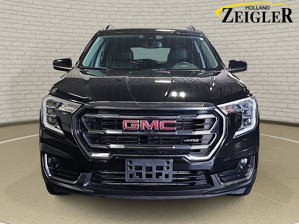 Used 2023 GMC Terrain AT4 SUV