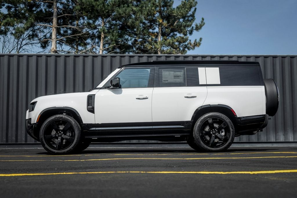 New 2026 Land Rover Defender 130 X-Dynamic SE SUV