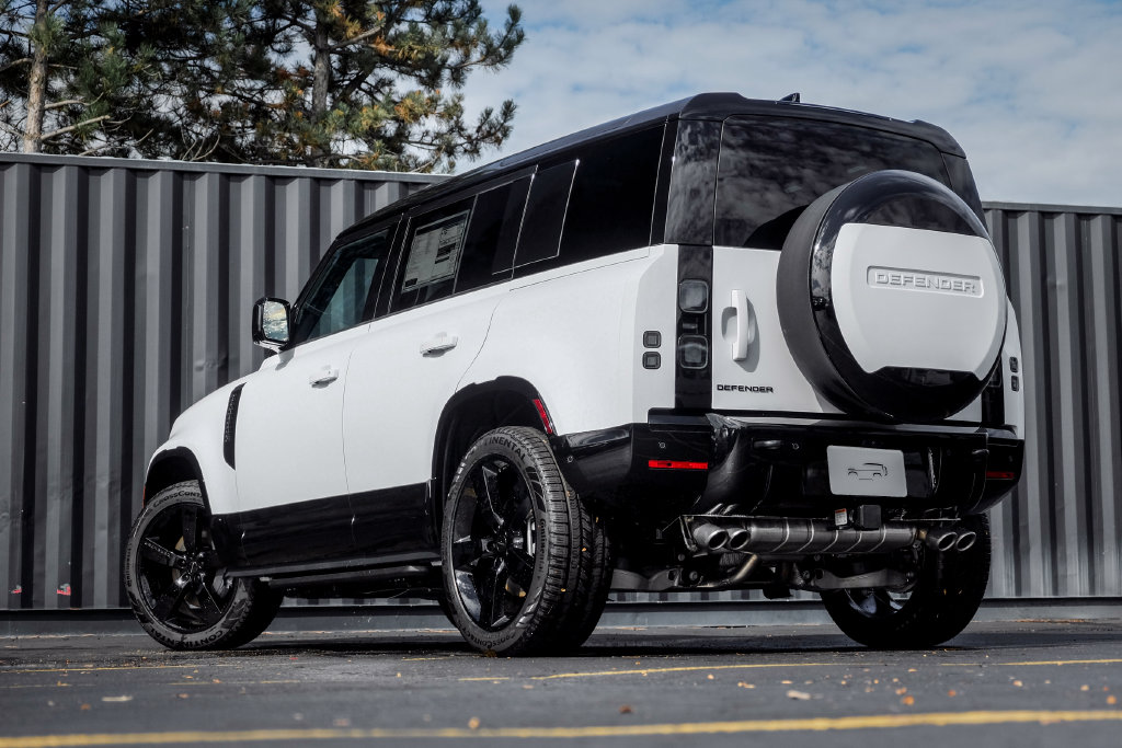New 2026 Land Rover Defender 110 X-Dynamic SE SUV