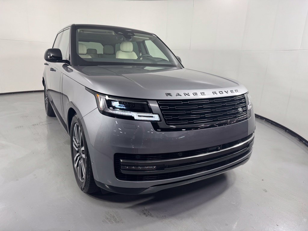 Used 2025 Land Rover Range Rover SE SUV