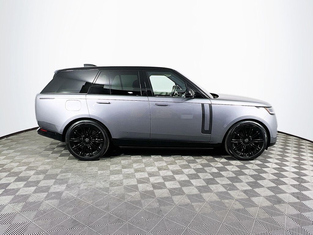 Used 2023 Land Rover Range Rover P530 SE SUV