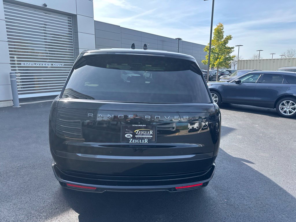 Used 2025 Land Rover Range Rover P550e Autobiography SUV