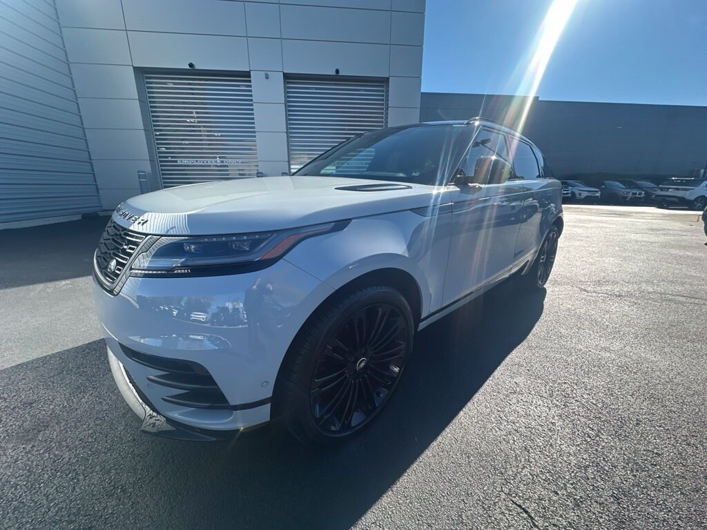 Certified 2026 Land Rover Range Rover Velar P250 Dynamic SE SUV