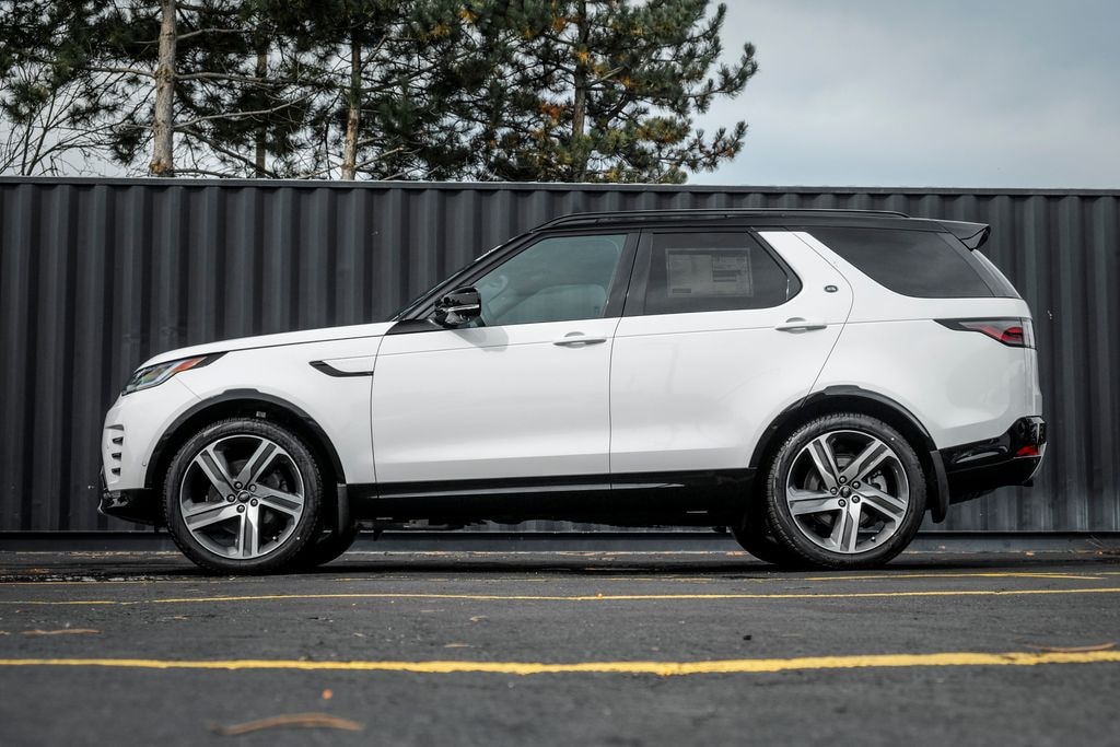 New 2026 Land Rover Discovery SUV