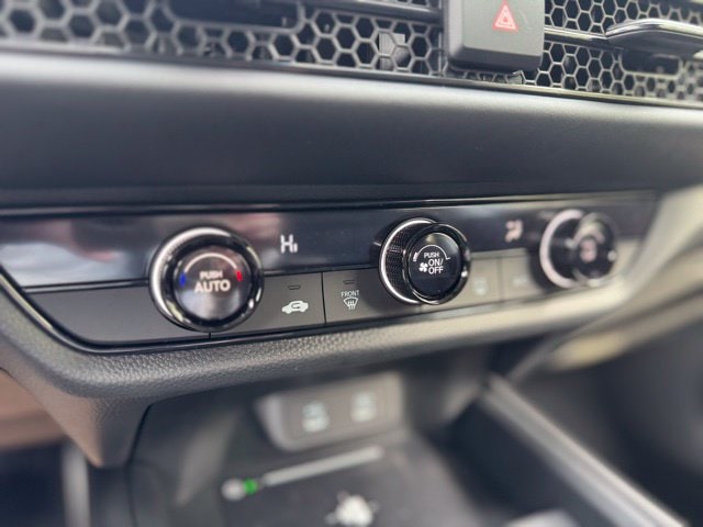 2026 Honda HR-V LX - Photo 30