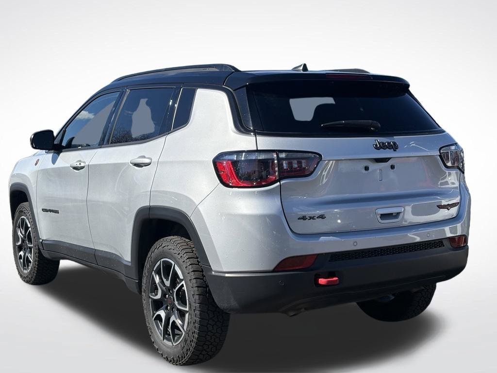Used 2025 Jeep Compass Trailhawk SUV