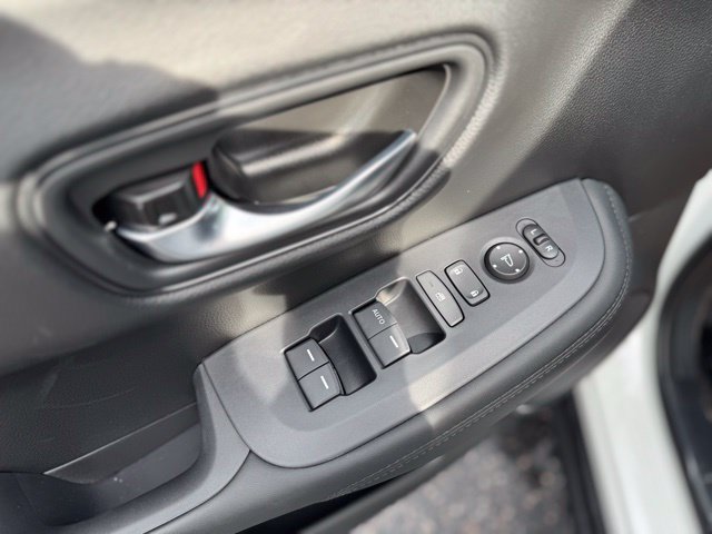 2026 Honda HR-V LX - Photo 13