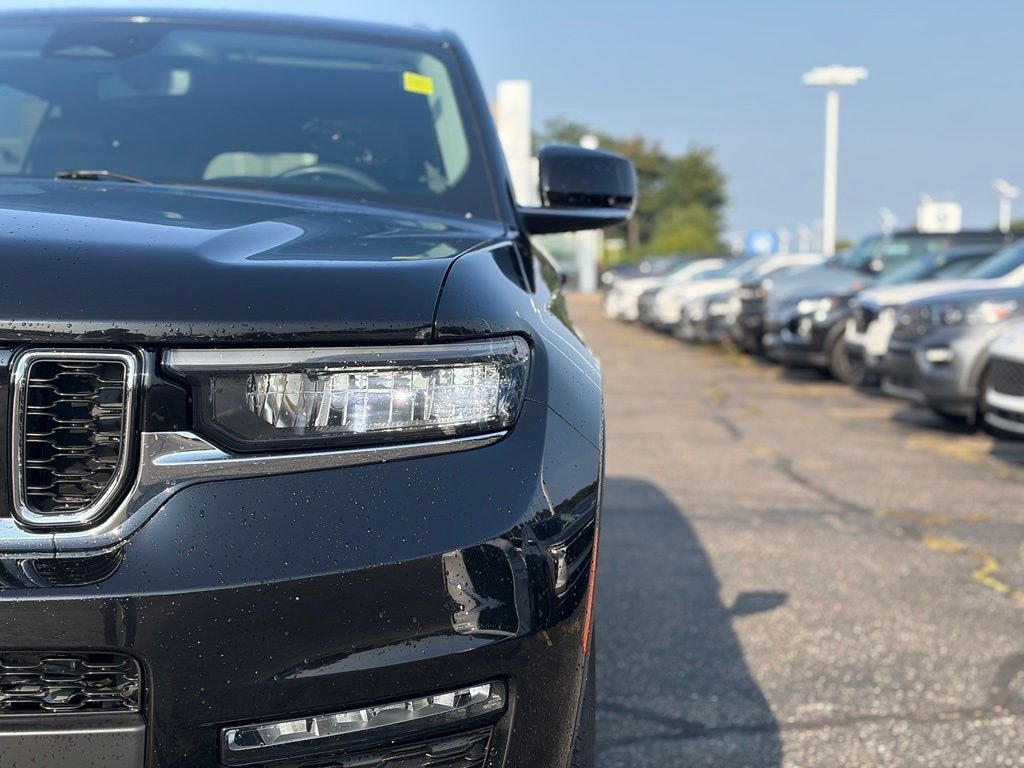 Used 2023 Jeep Grand Cherokee L Limited SUV