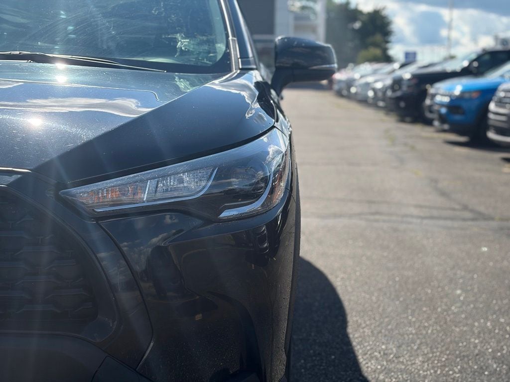Used 2025 Toyota Corolla Cross LE SUV