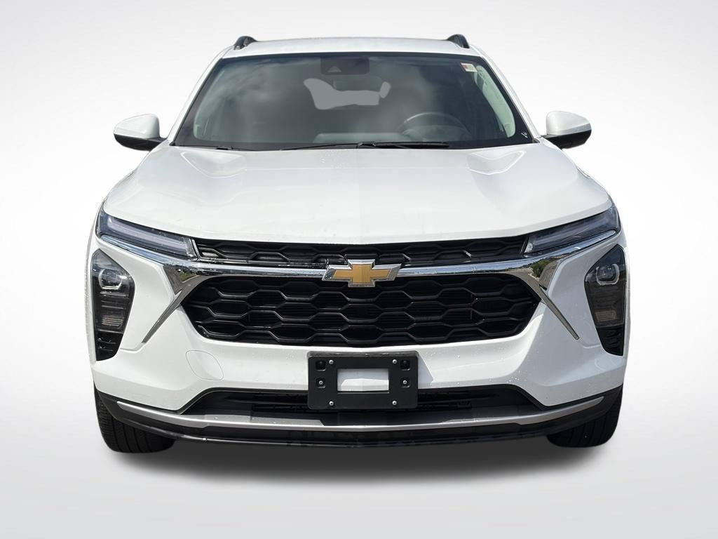 Used 2025 Chevrolet Trax LT SUV
