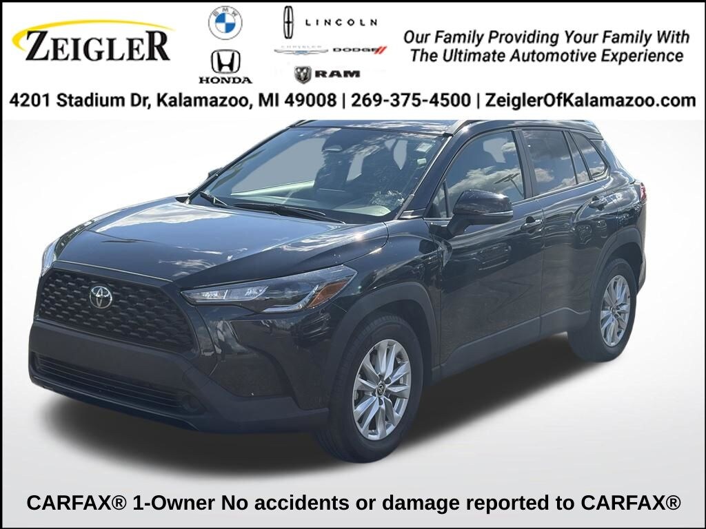 Used 2025 Toyota Corolla Cross LE SUV