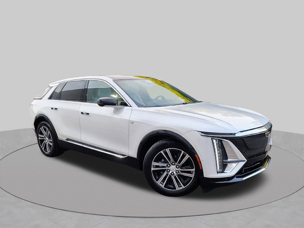 Used 2024 Cadillac Lyriq Luxury SUV