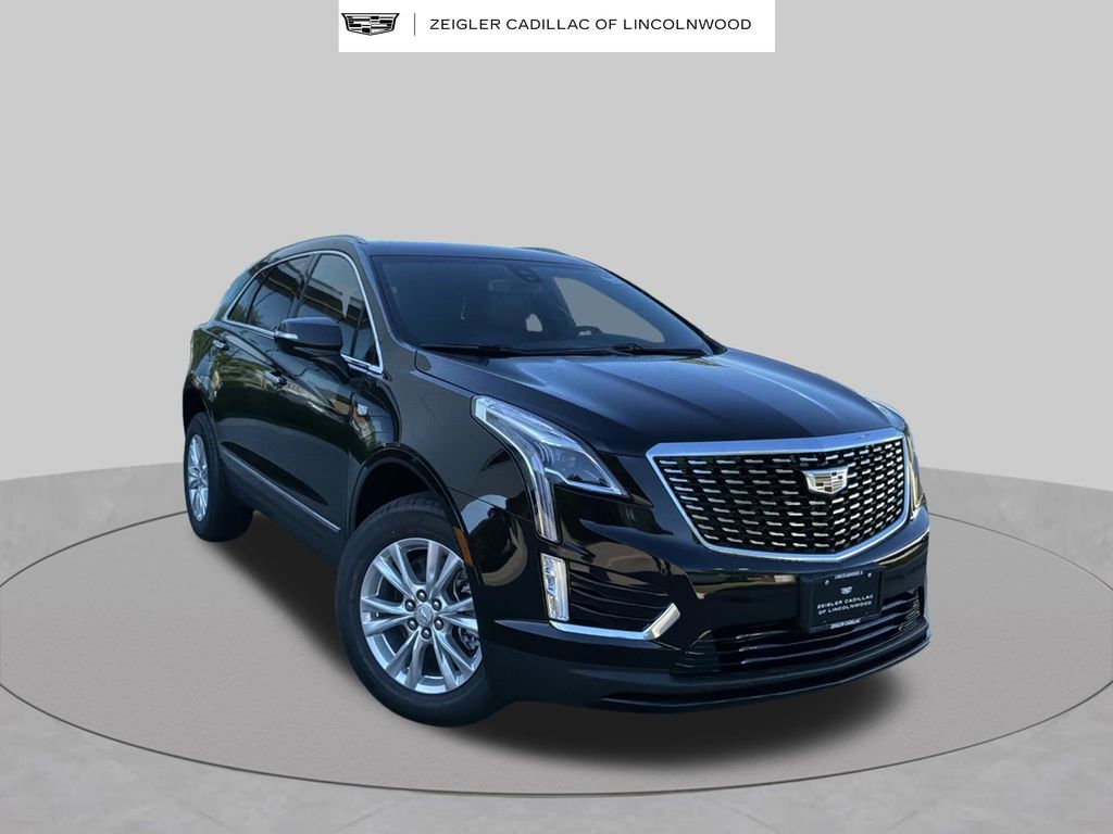 New 2026 CADILLAC XT5 Luxury SUV