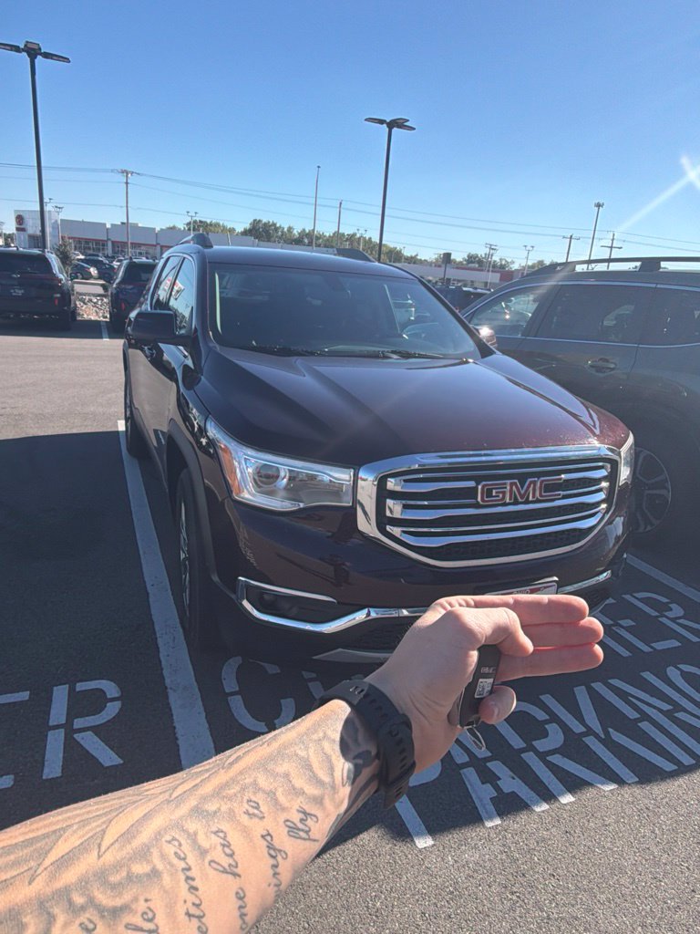 Used 2017 GMC Acadia SLT-1 SUV