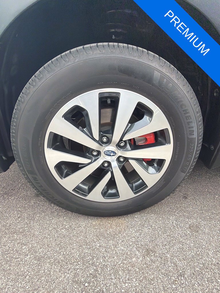 Used 2022 Subaru Outback Premium SUV