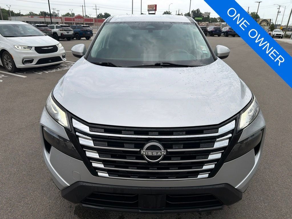 Used 2024 Nissan Rogue SV SUV