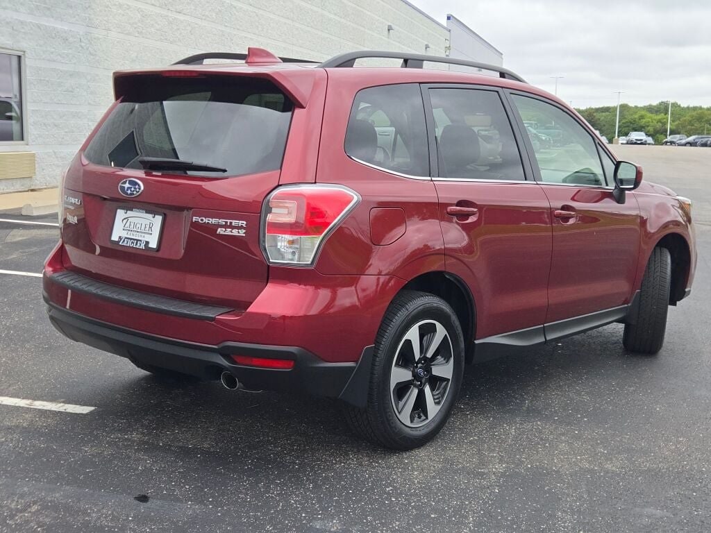 2017 Subaru Forester Limited - Photo 11