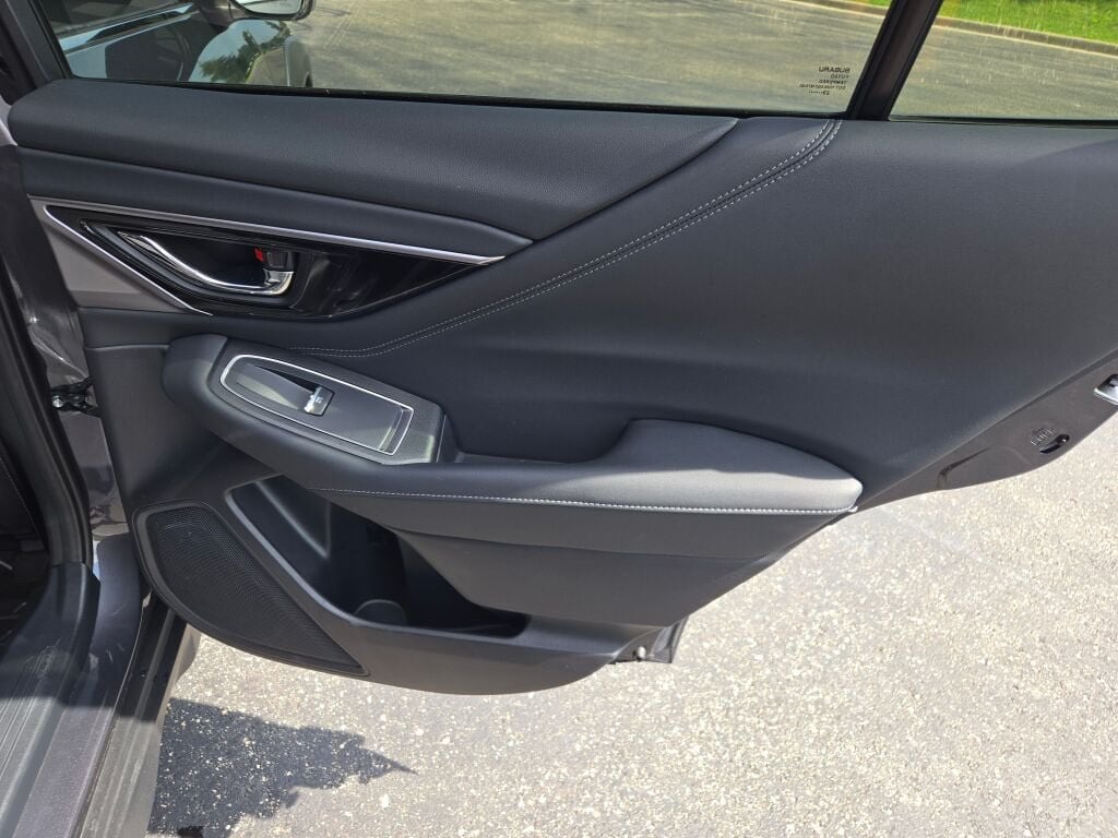 2024 Subaru Outback Limited - Photo 9