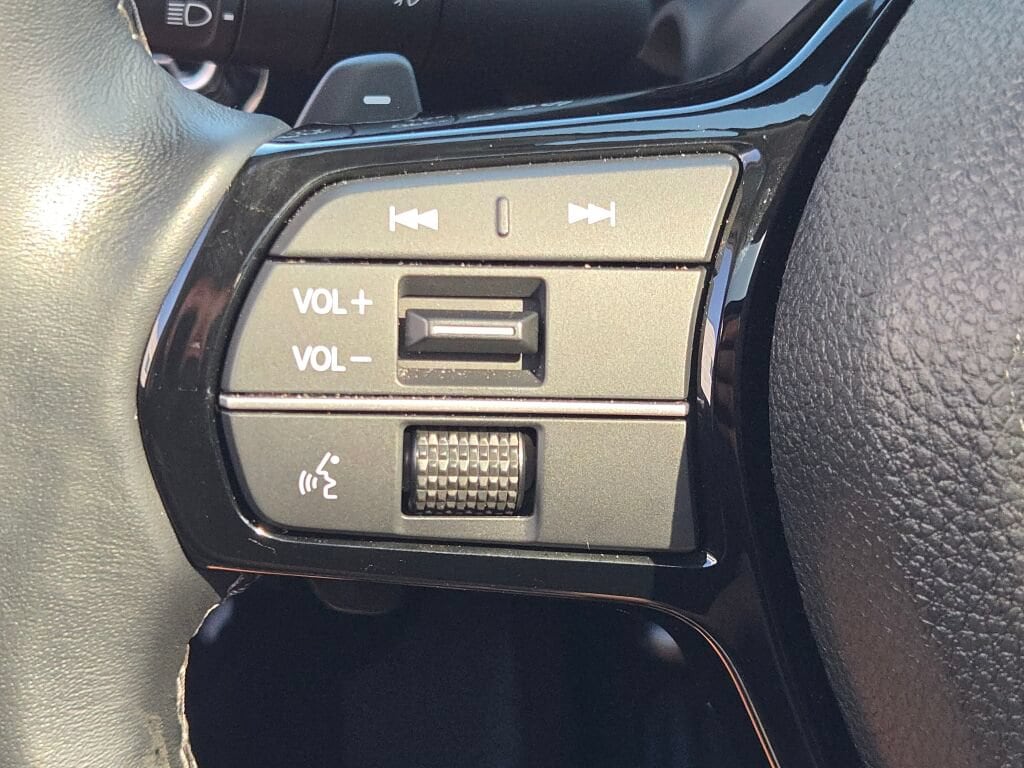 2024 Honda Civic Touring - Photo 30