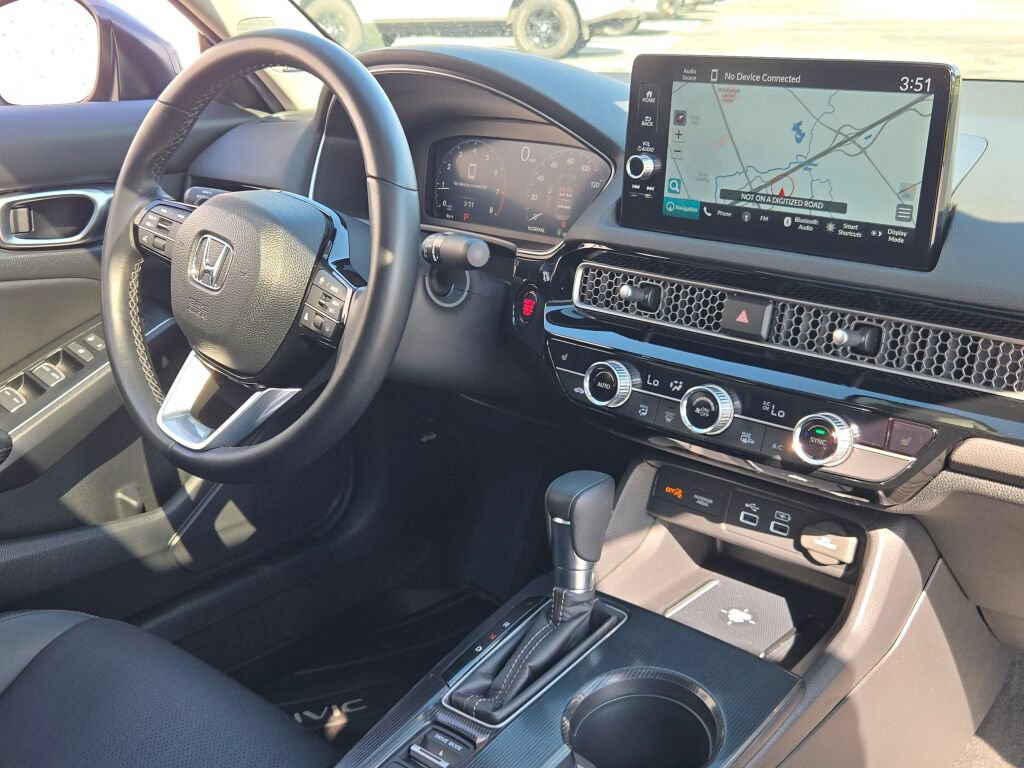 2024 Honda Civic Touring - Photo 8