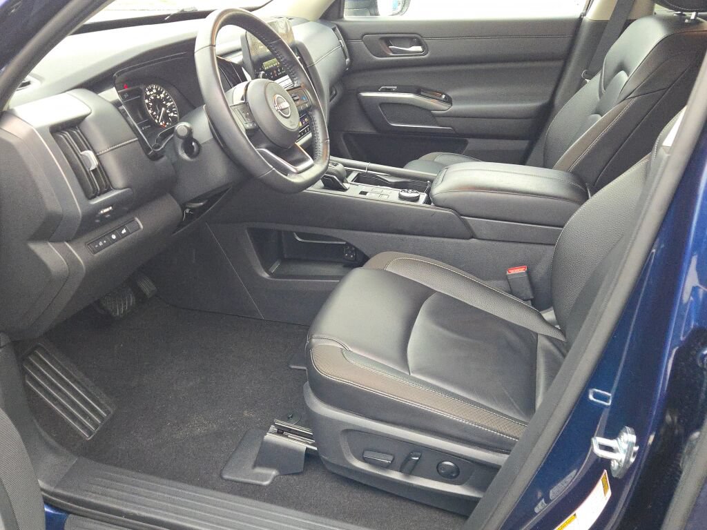 2025 Nissan Pathfinder SL - Photo 20