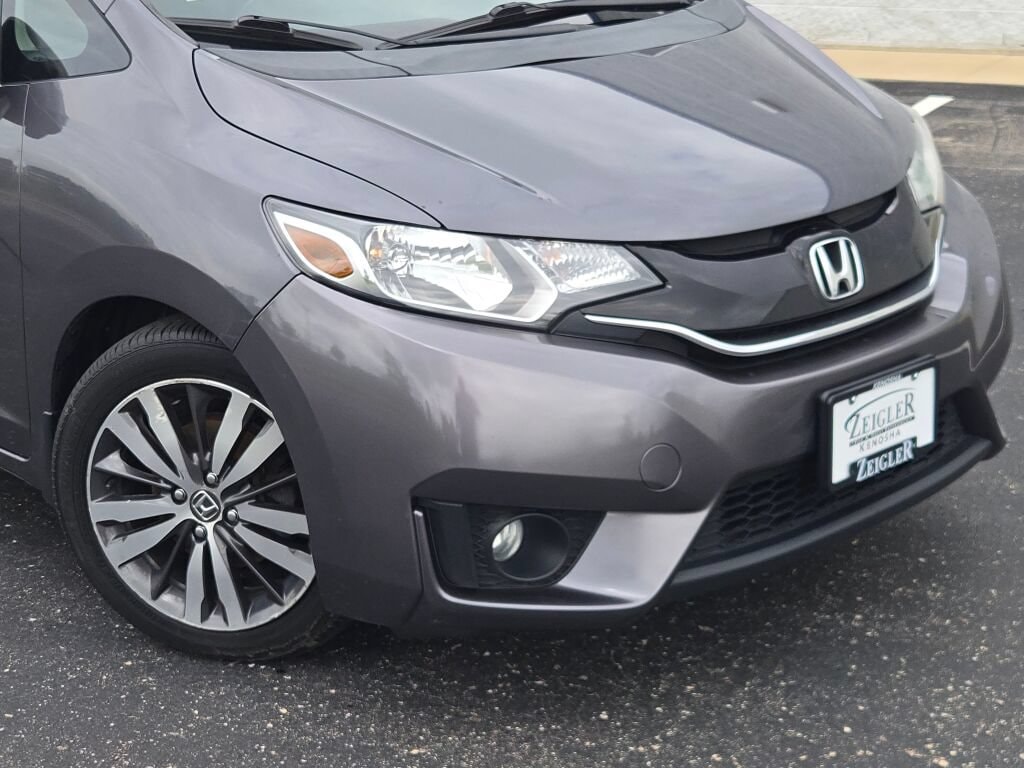 Used 2015 Honda Fit EX with VIN 3HGGK5H85FM710602 for sale in Kenosha, WI