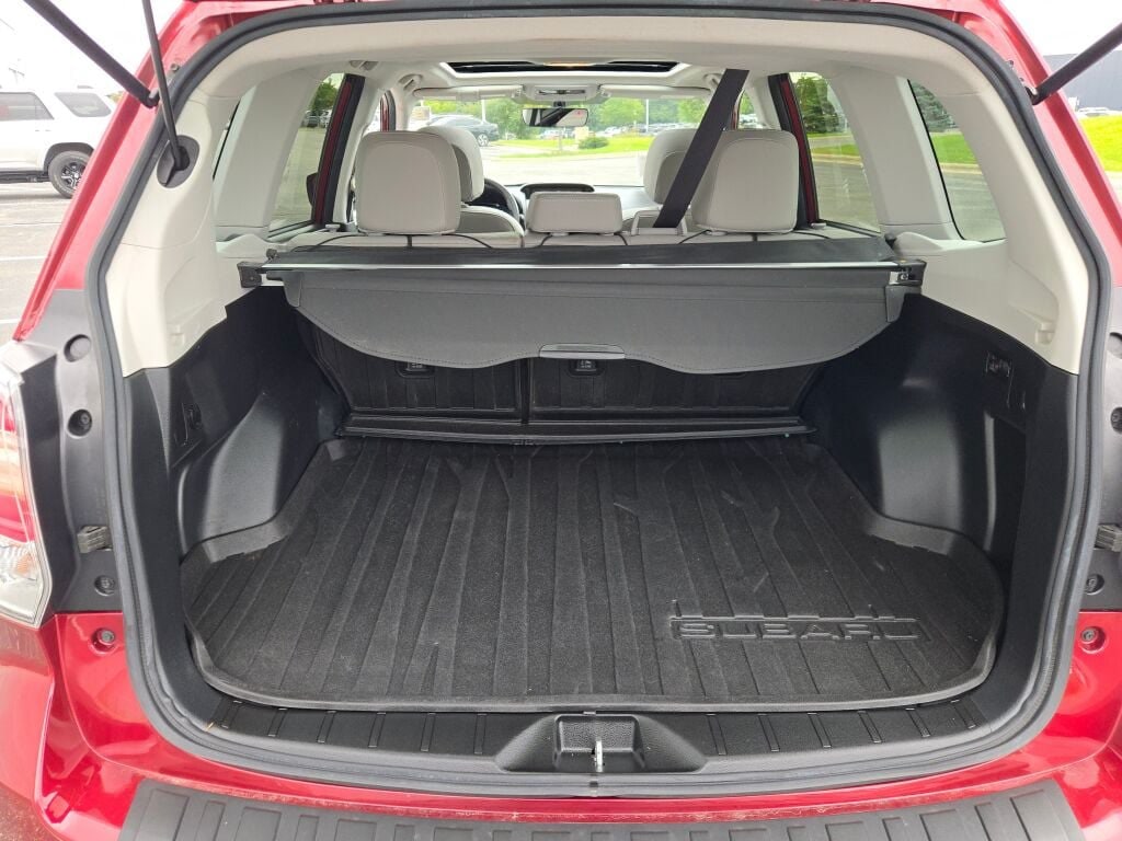 2017 Subaru Forester Limited - Photo 16