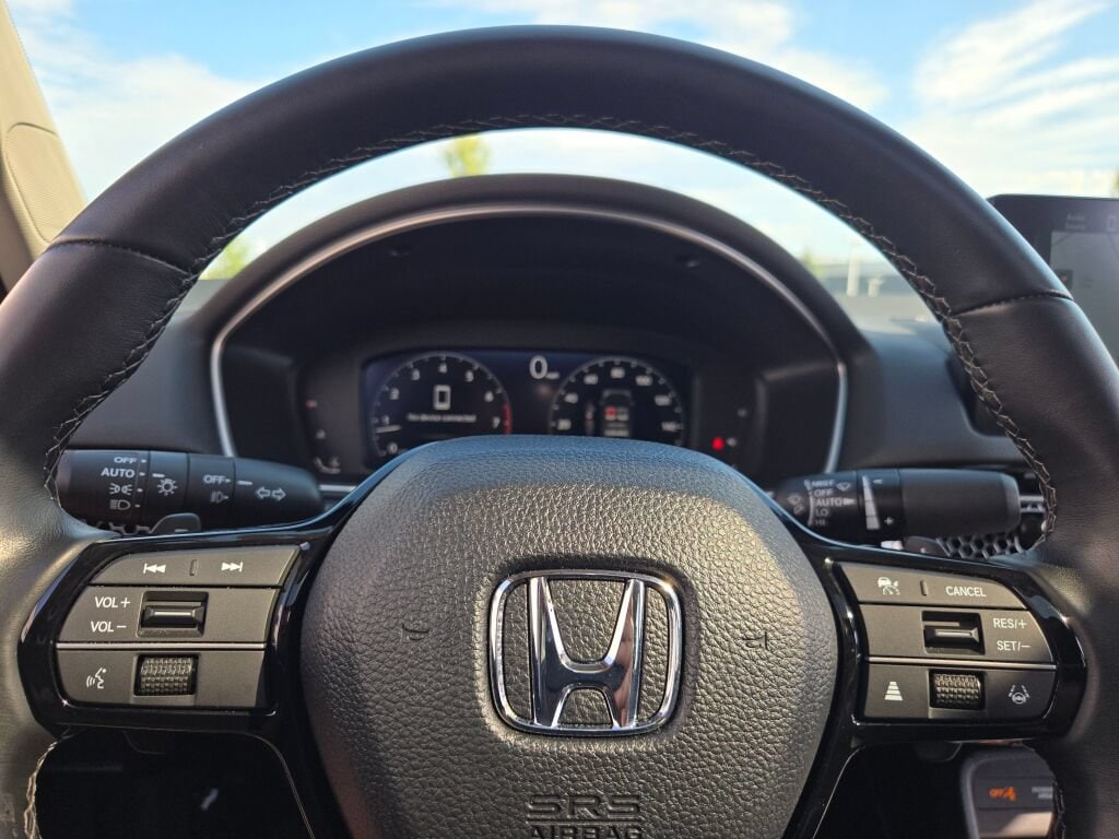 2024 Honda Civic Touring - Photo 32