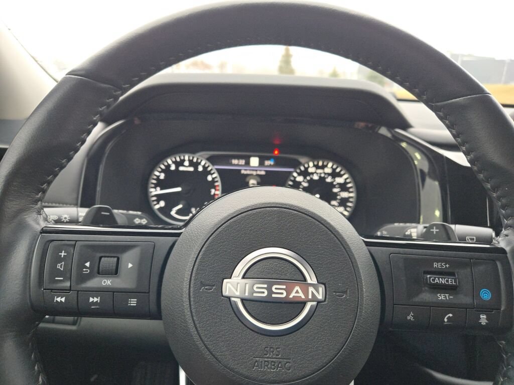 2025 Nissan Pathfinder SL - Photo 29