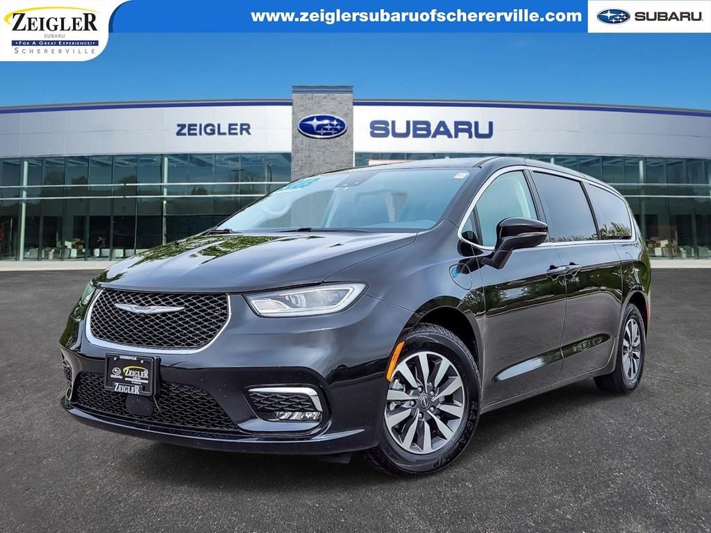 Used 2023 Chrysler Pacifica Plug-In Hybrid Touring L Van Passenger Van