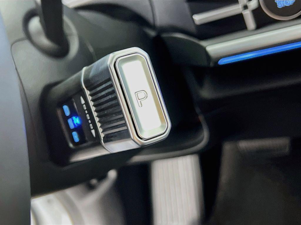 2026 Hyundai Santa Fe Limited - Photo 15